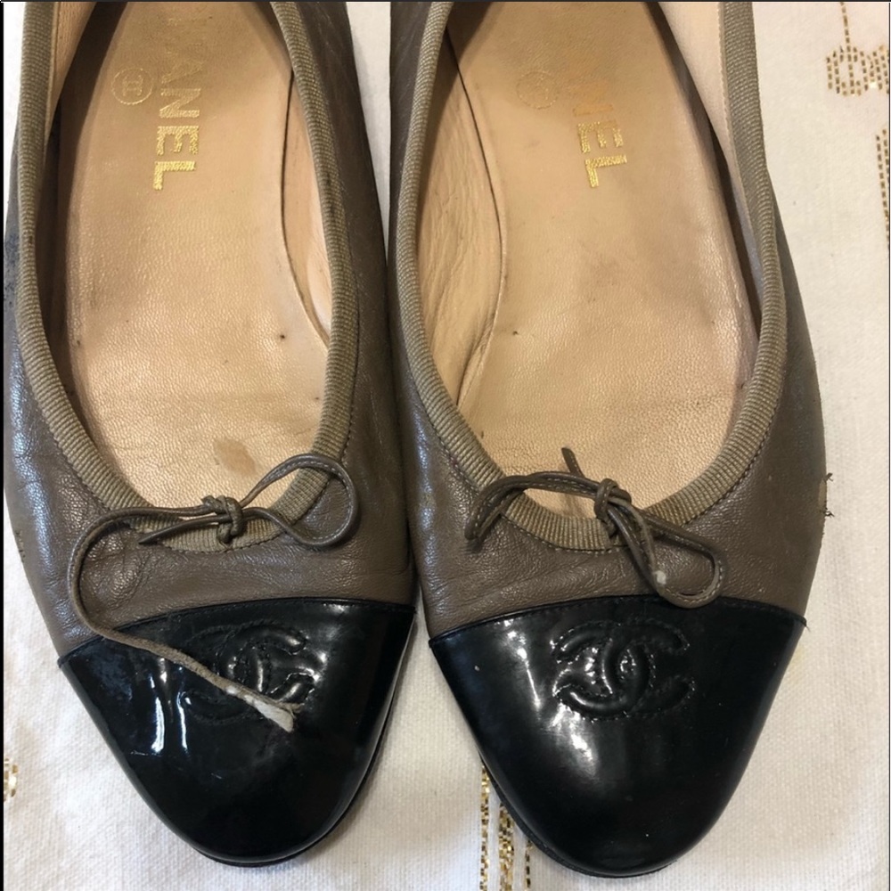 ❤️SALE❤️ CHANEL flats